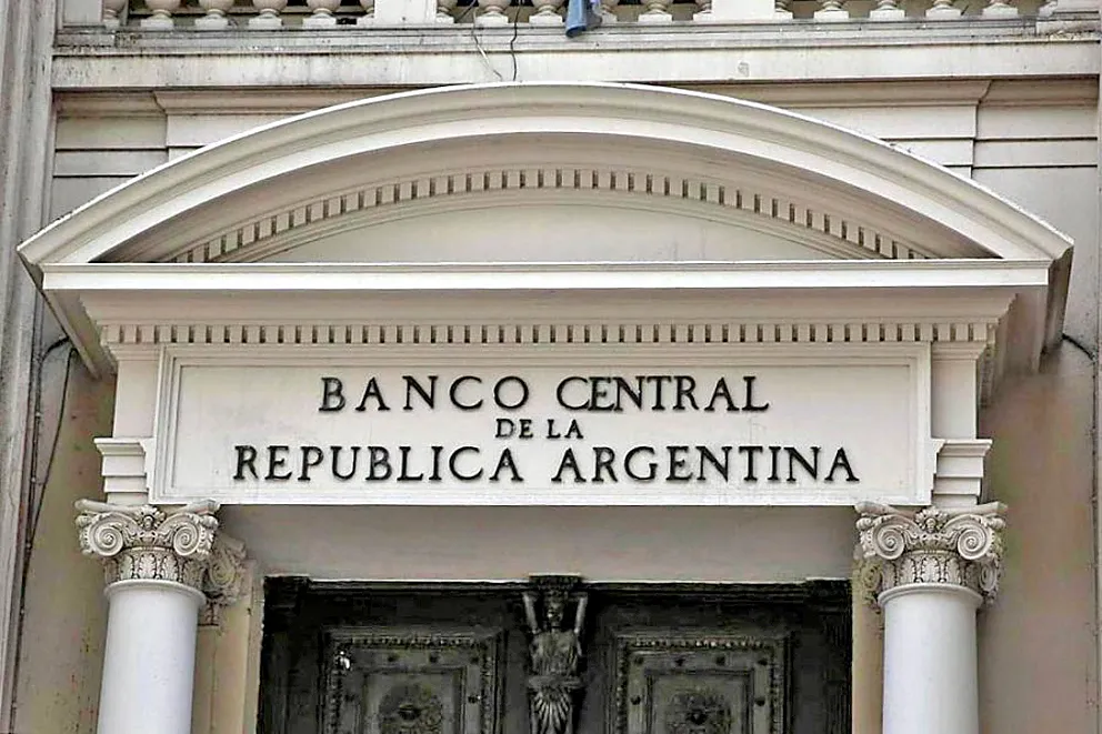 084051270